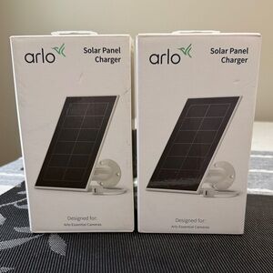 Arlo Solar Panel NEW for Security Cameras VMA-3600-10000S- SET of 2 - NEW -